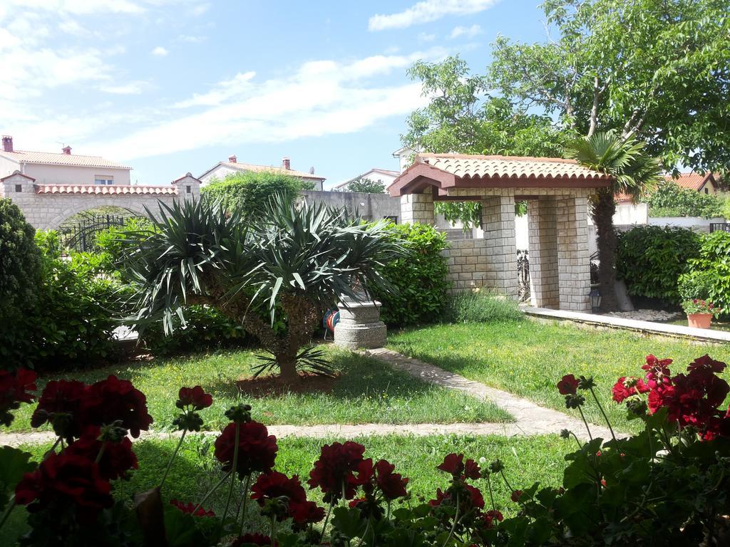 Bed & Breakfast บานโจเล ภายนอก รูปภาพ